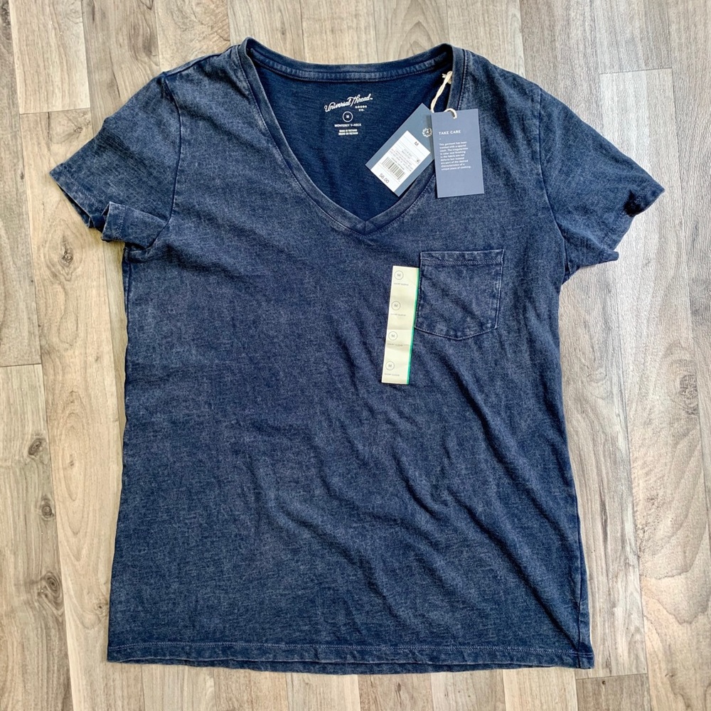 Navy Universal Thread V-Neck Tee